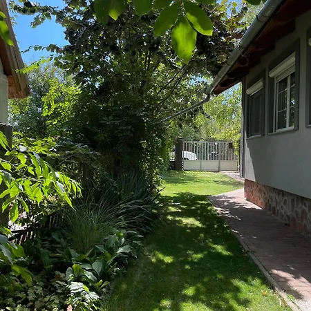 Appartamento Panoramas Felujitott Nyaralo Abrahamhegyen *