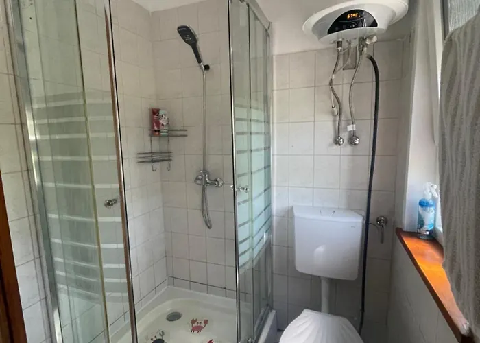 Panoramas Felujitott Nyaralo Abrahamhegyen 아파트